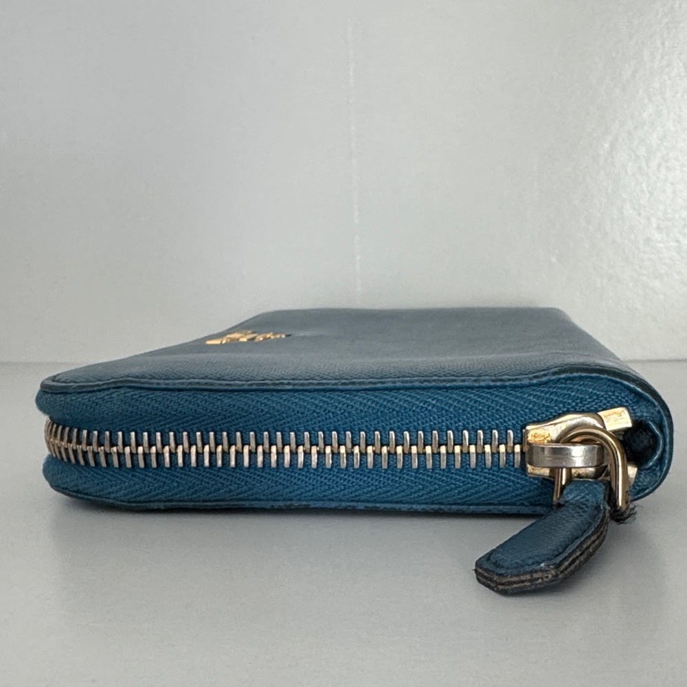 Prada Blue Saffiano Leather Large
Organizer Zippy Wallet - Picture 6 of 10